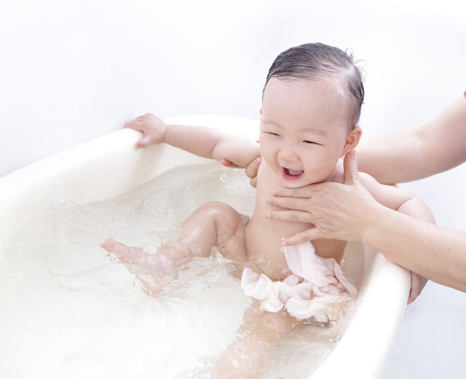 为宝宝洗澡这件小事，轻松应对 - 母婴 - 美丽人生